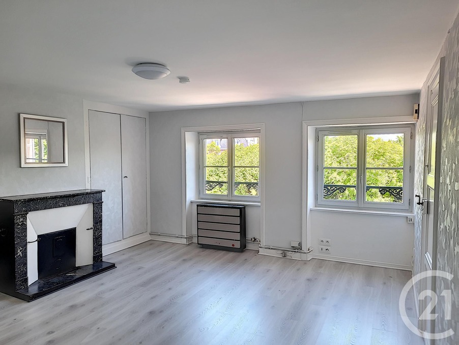 Location Appartement Bar sur aube  390 €