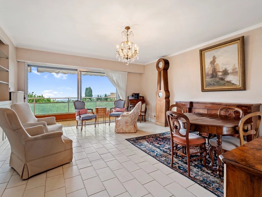 Vente Appartement Grasse  240 000 €