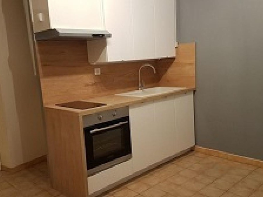 Location Appartement SAINT BENIGNE  526 €