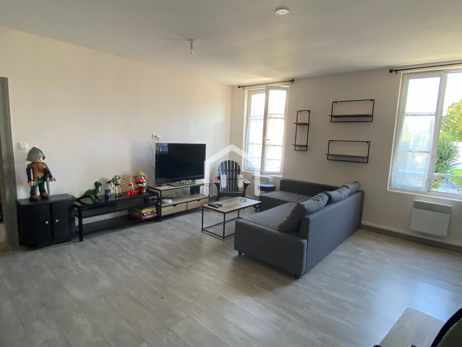Location Appartement CHARS  750 €