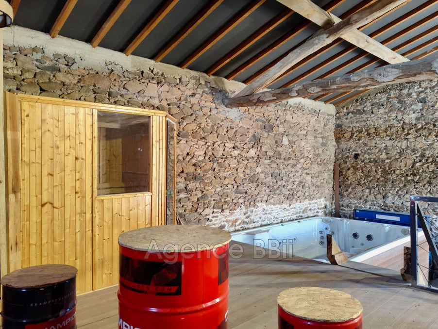 Vente Maison Saint-Priest-la-Roche  425 010 €