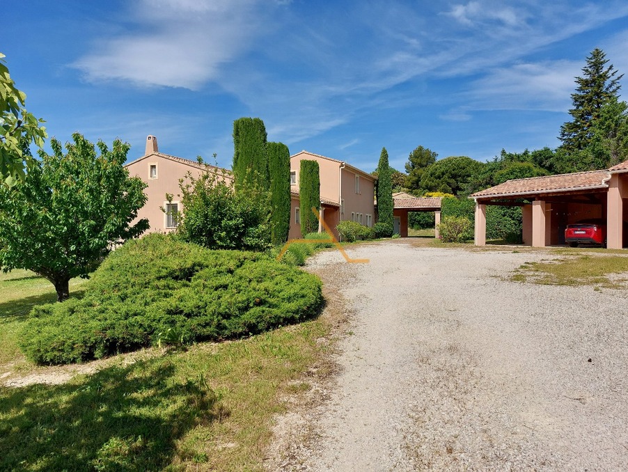 Vente Neuf LE PEGUE  556 000 €