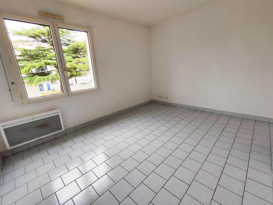 Location Appartement POITIERS  395 €