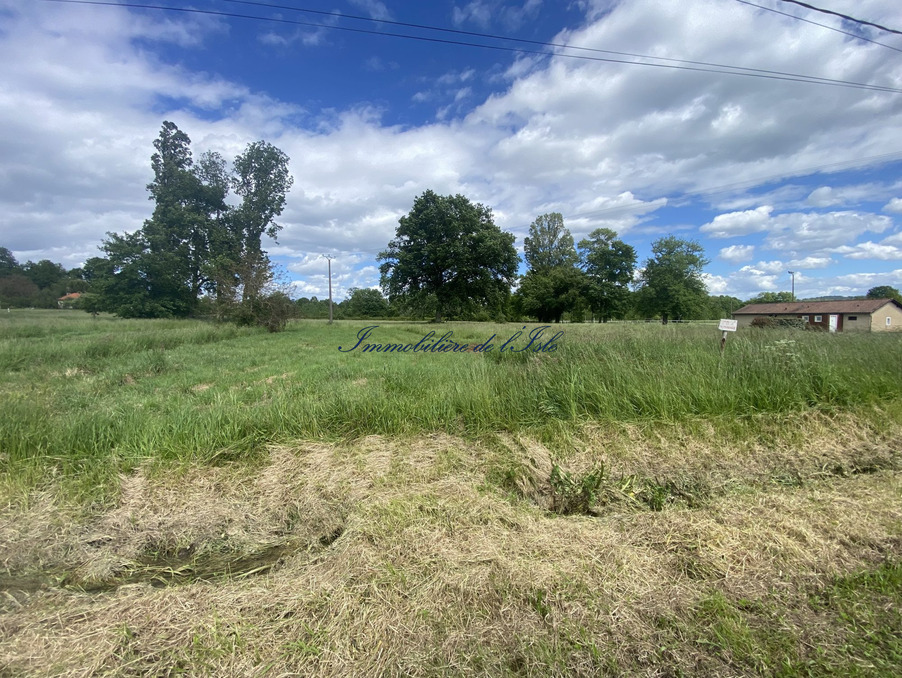 Vente Terrain Douzillac 35 000 €