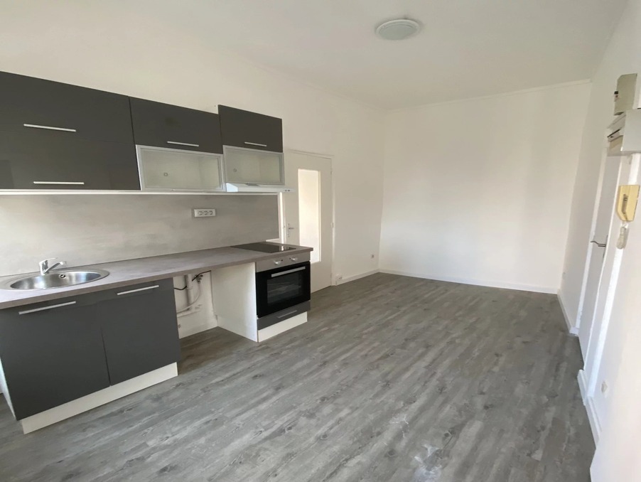 Location Appartement Roubaix  528 €