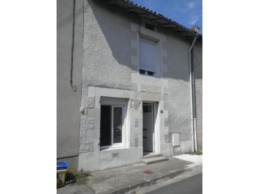 Location Appartement POITIERS  410 €
