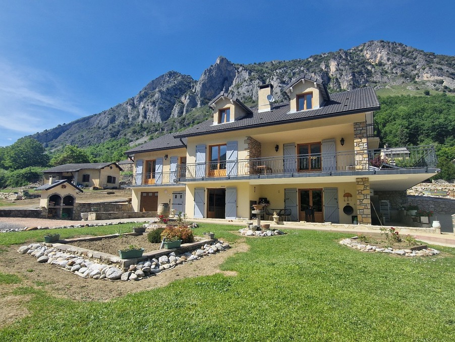 Vente Maison TARASCON SUR ARIEGE  899 000 €