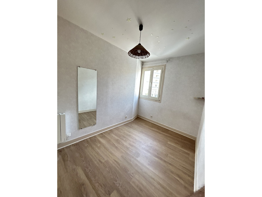 Location Appartement LIMOGES  490 €