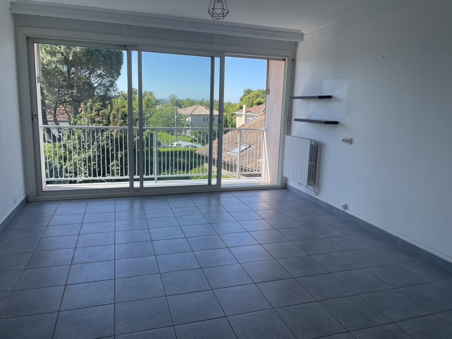 Location Appartement BOURG LES VALENCE  750 €