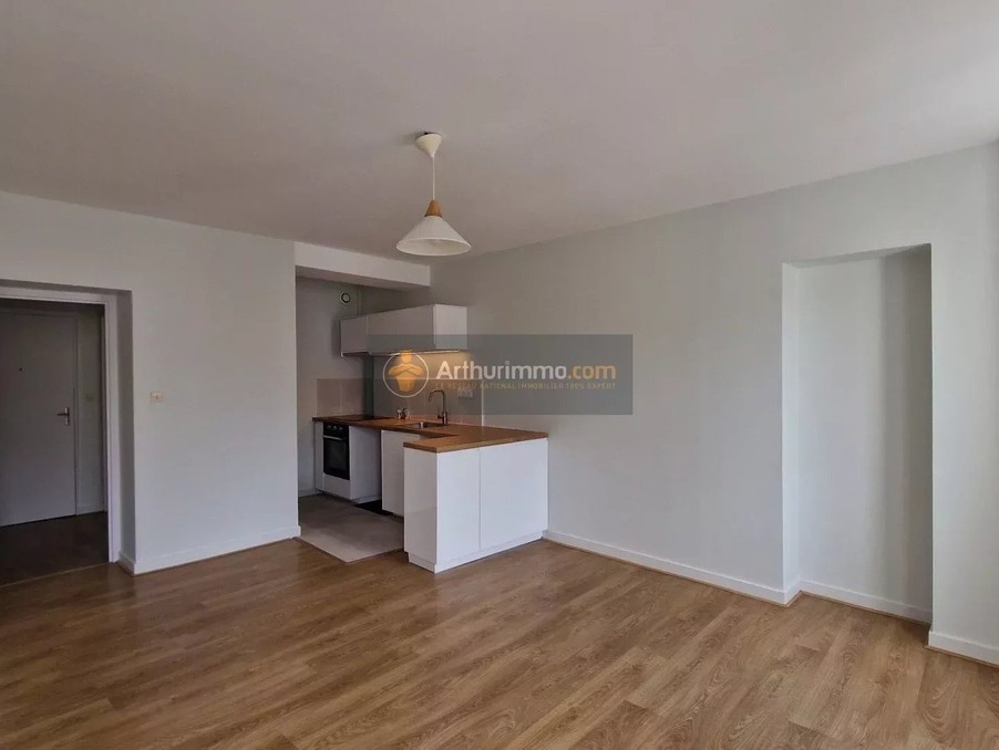 Location Appartement Brest  740 €
