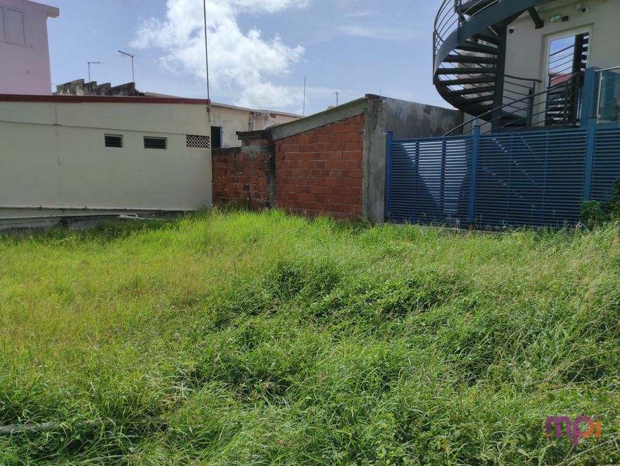 Vente Terrain Le Marin 58 000 €