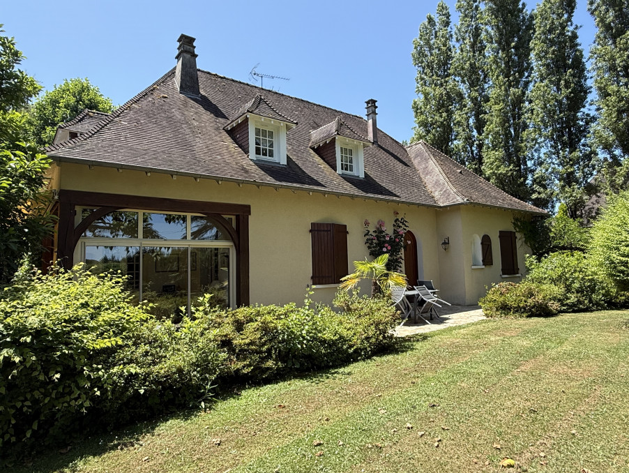Vente Maison Saint-Yrieix-la-Perche  292 000 €