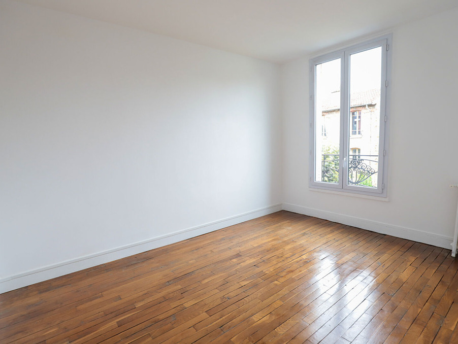Location Appartement Clamart  880 €