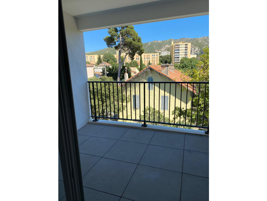 Location Appartement Marseille  977 €