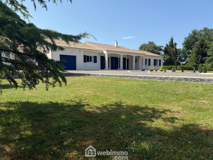 Vente Maison AVRILLÉ  402 000 €