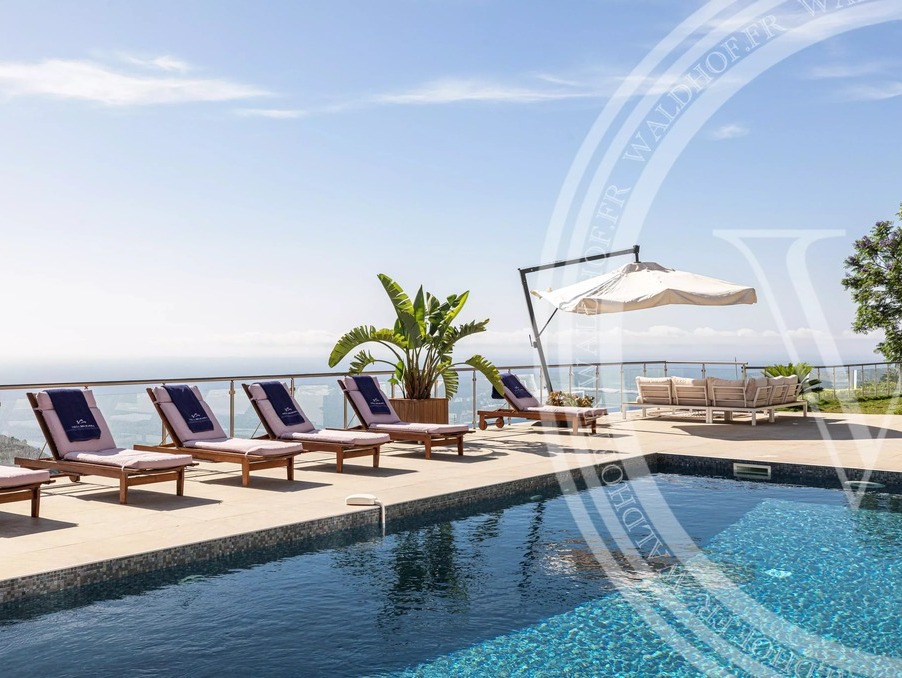 Location Maison Èze 23 760 €