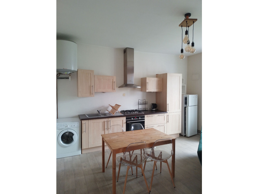 Location Appartement Fougeres  530 €