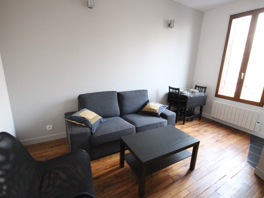 Location Appartement Villejuif  819 €