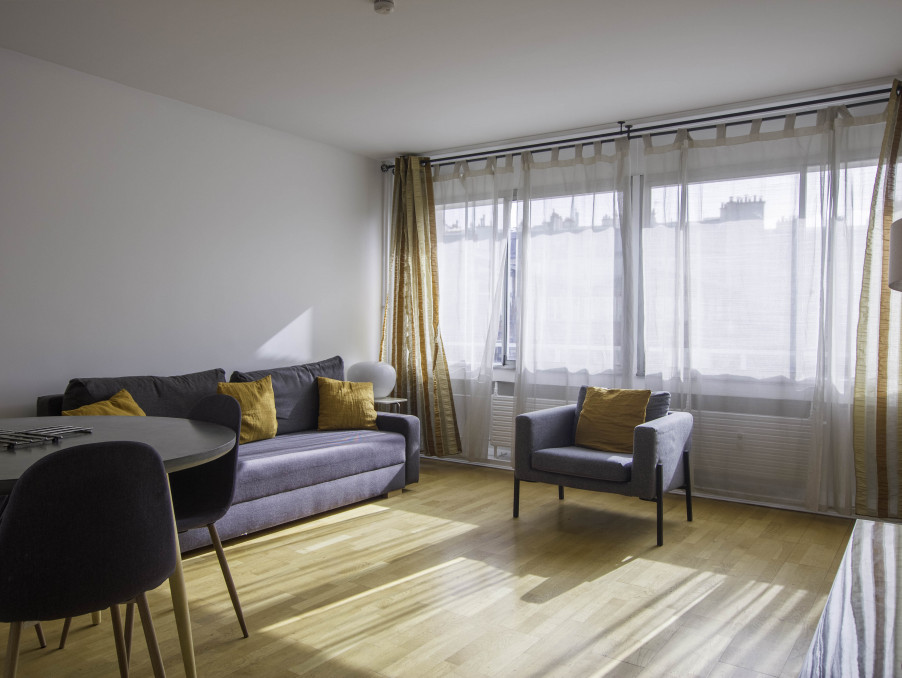 Location Appartement Paris 1 690 €