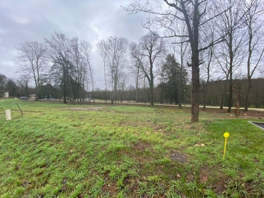 Vente Terrain FAY LES NEMOURS 73 006 €