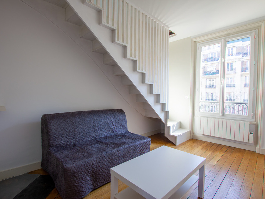 Location Appartement PARIS 16EME ARRONDISSEMENT  856 €