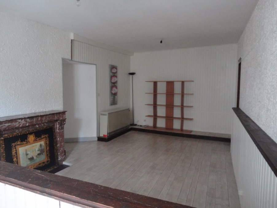 Location Appartement CHAUMONT  390 €