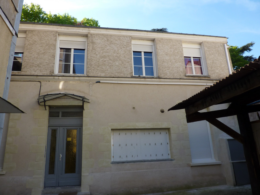 Location Appartement Tours  560 €