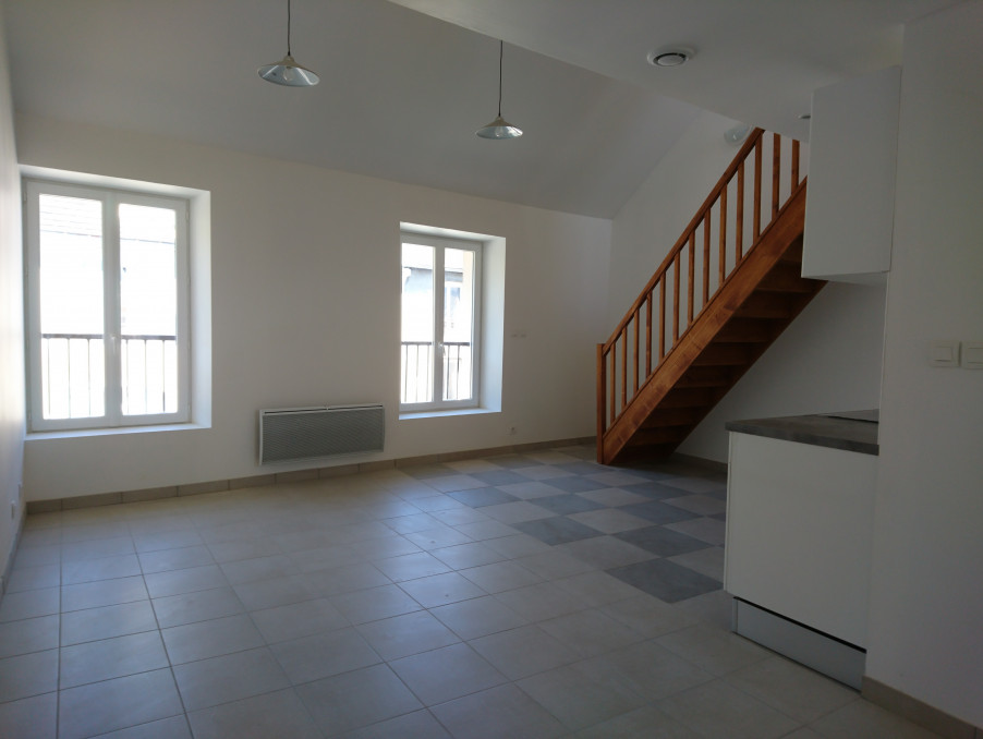 Location Appartement LA MURE  600 €