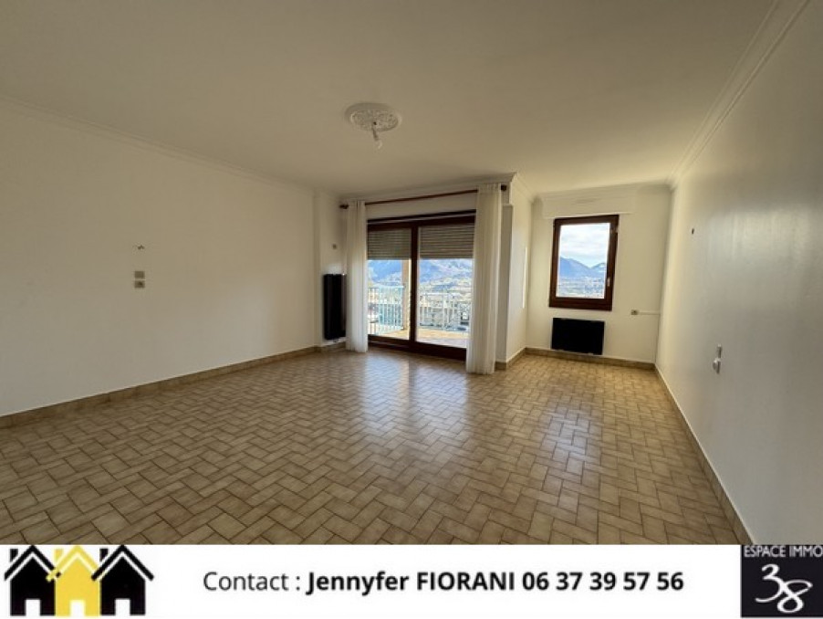 Location Appartement LA MURE  900 €